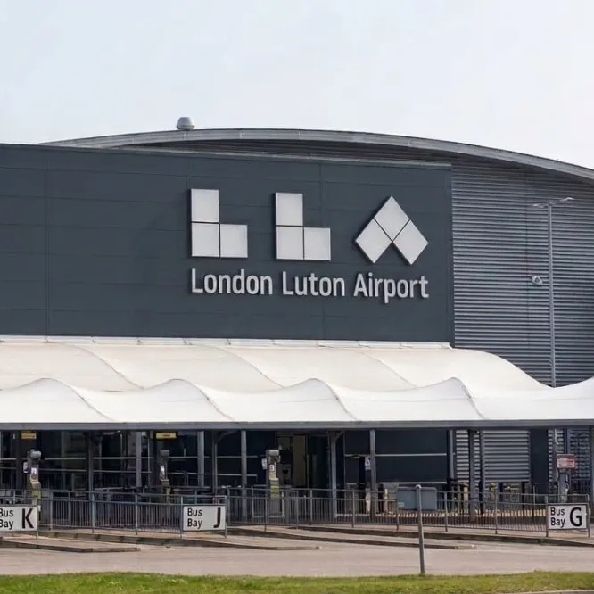Barnsley to Luton Airport Taxi
