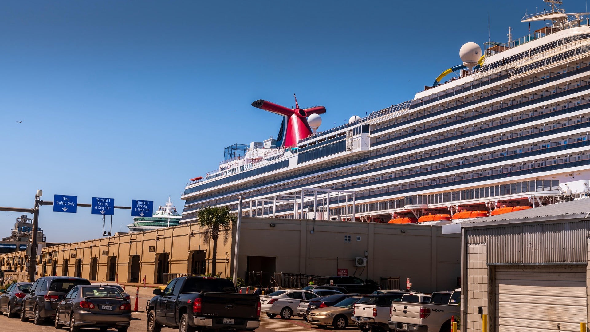 Professional cruise and ferry port transfers from Barnsley to Hull, Liverpool, and Southampton